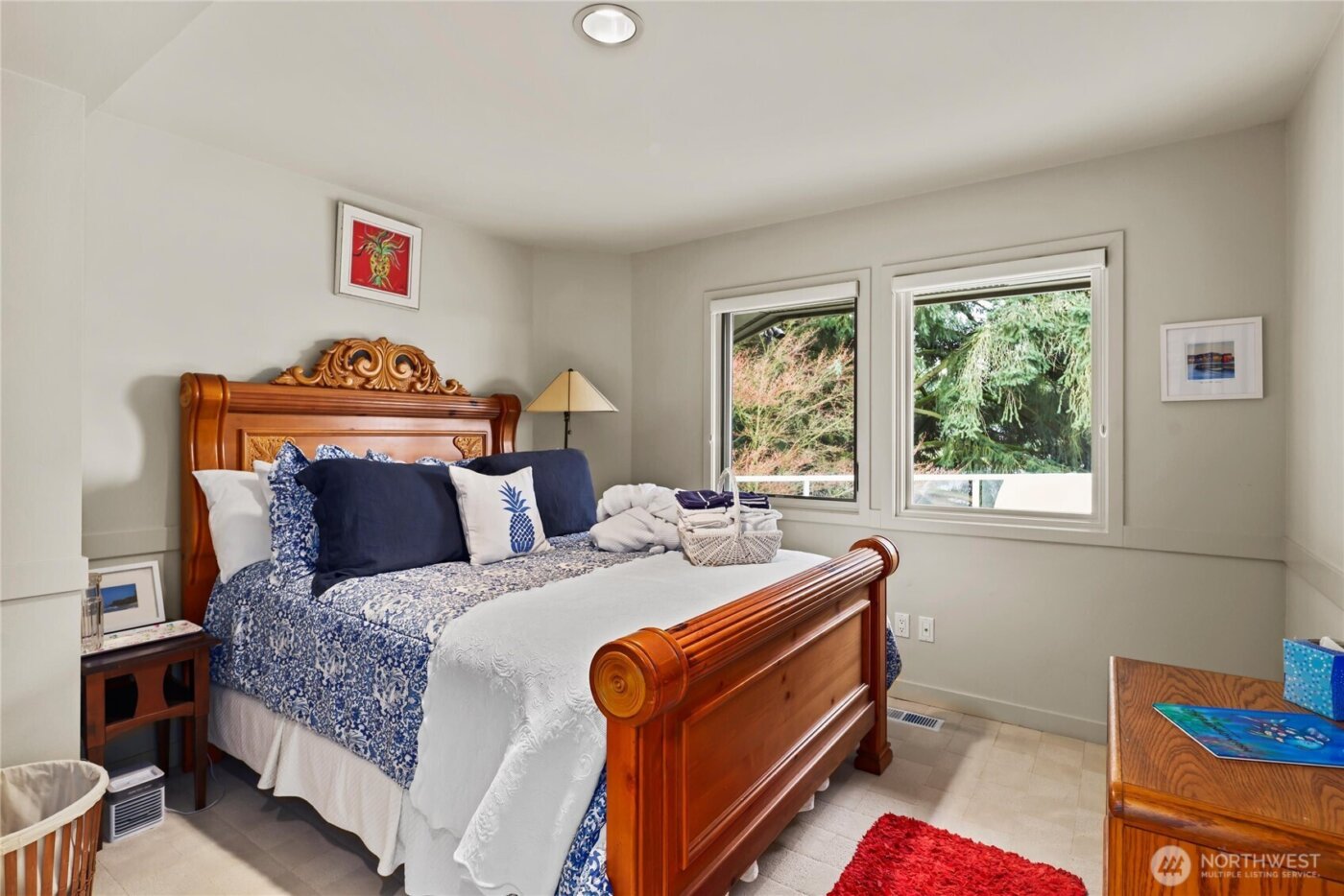 10535 NE 53rd Street , Kirkland, WA 98033