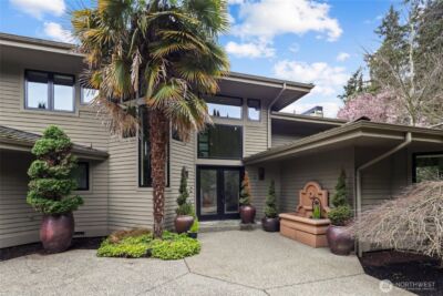 10535 NE 53rd Street , Kirkland, WA 98033 - Photo 3