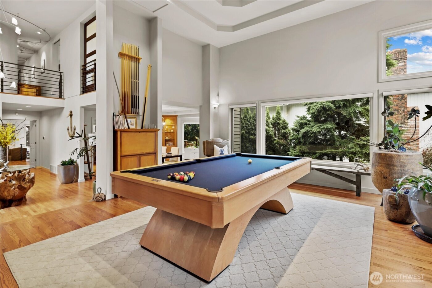 10535 NE 53rd Street , Kirkland, WA 98033