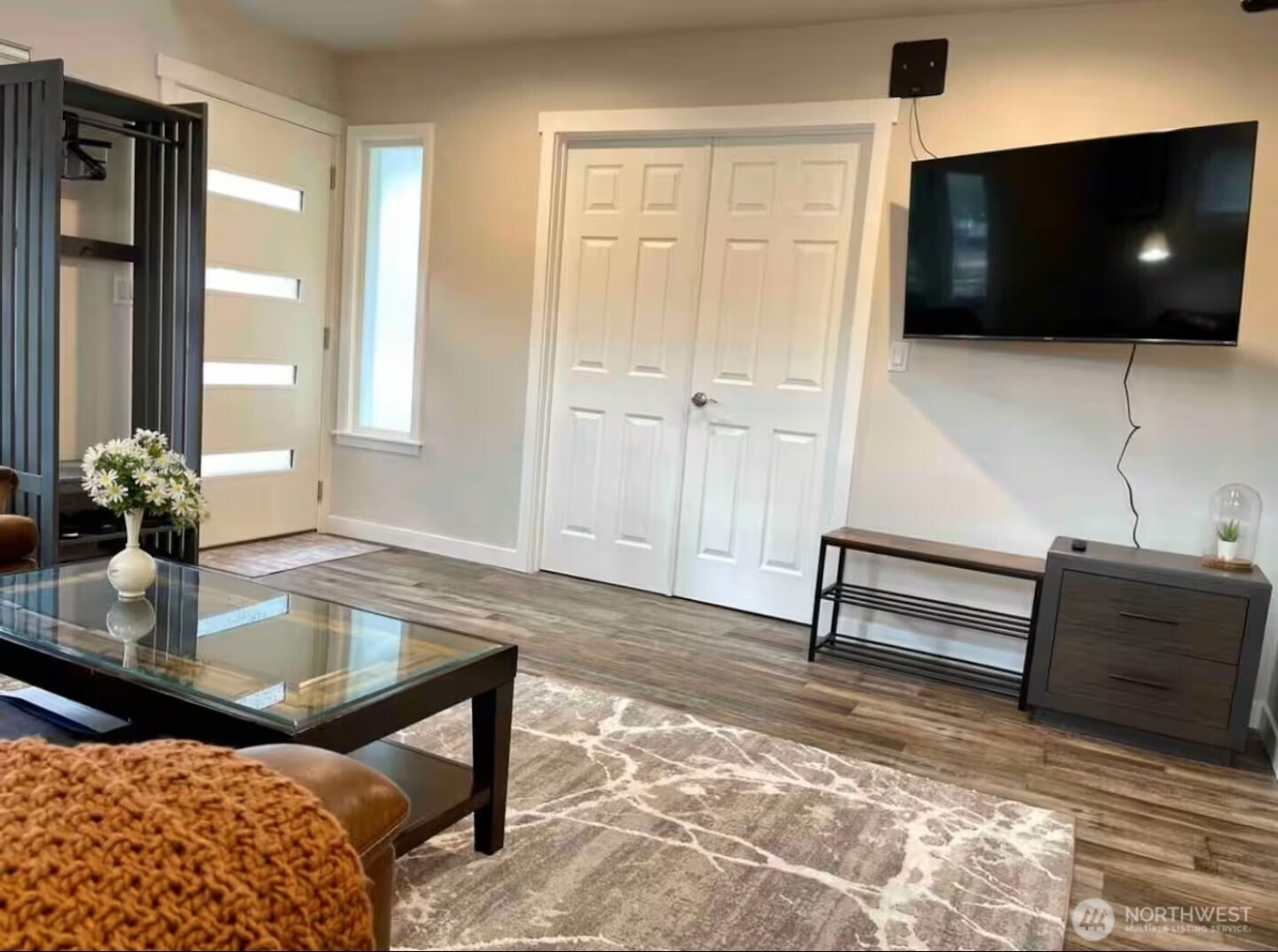 9240 39th Avenue S, Seattle, WA 98118