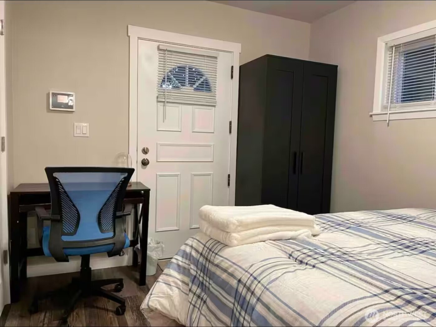 9240 39th Avenue S, Seattle, WA 98118