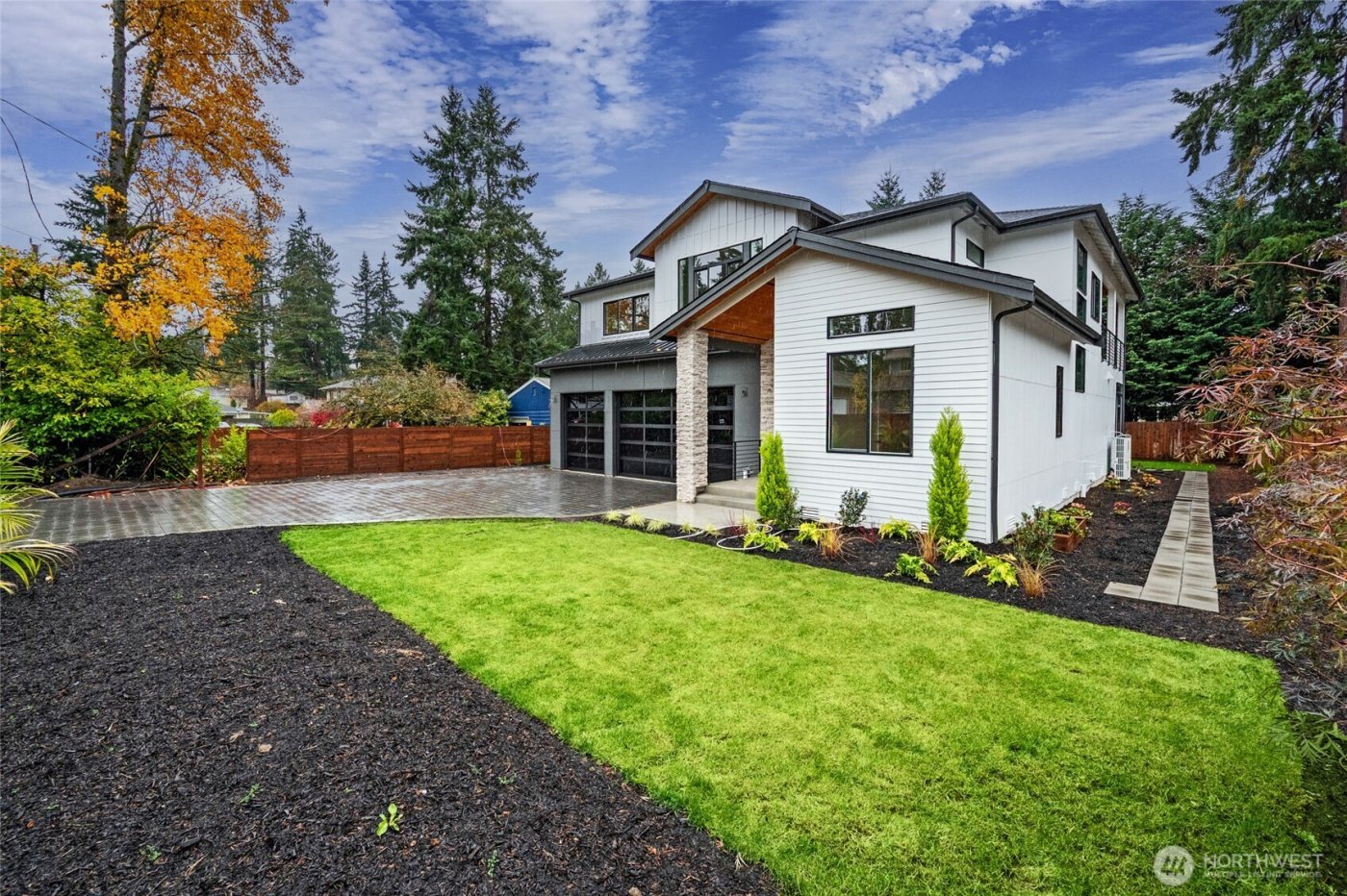 17526 Fremont Avenue N, Shoreline, WA 98133