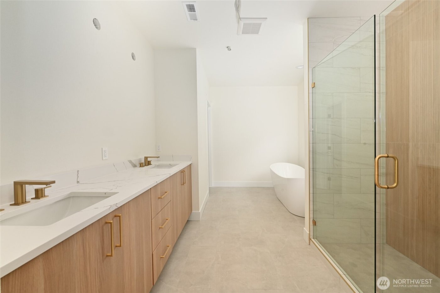 17526 Fremont Avenue N, Shoreline, WA 98133