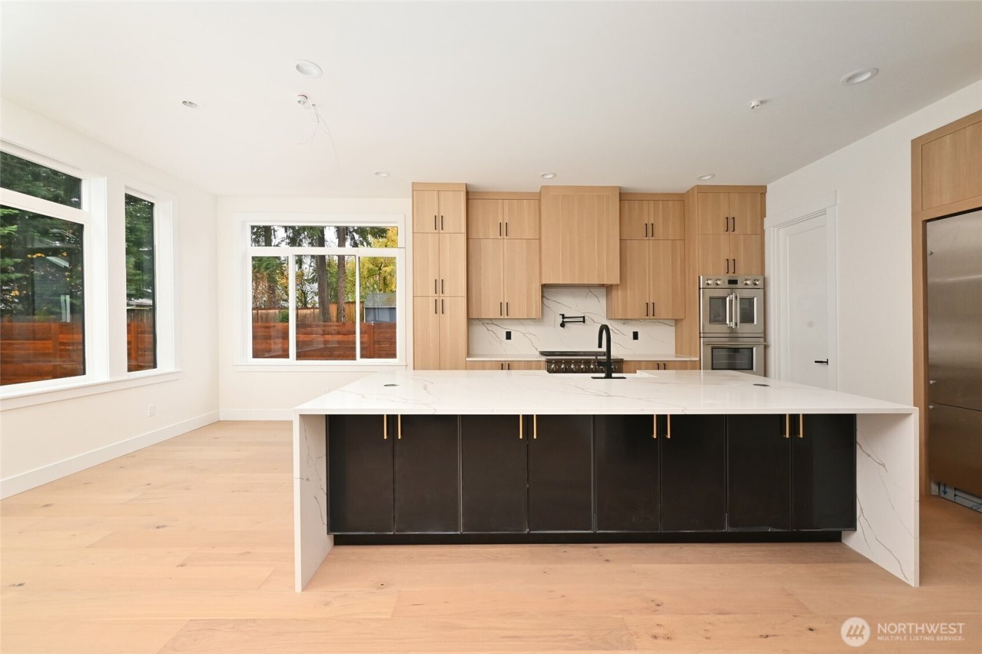 17526 Fremont Avenue N, Shoreline, WA 98133