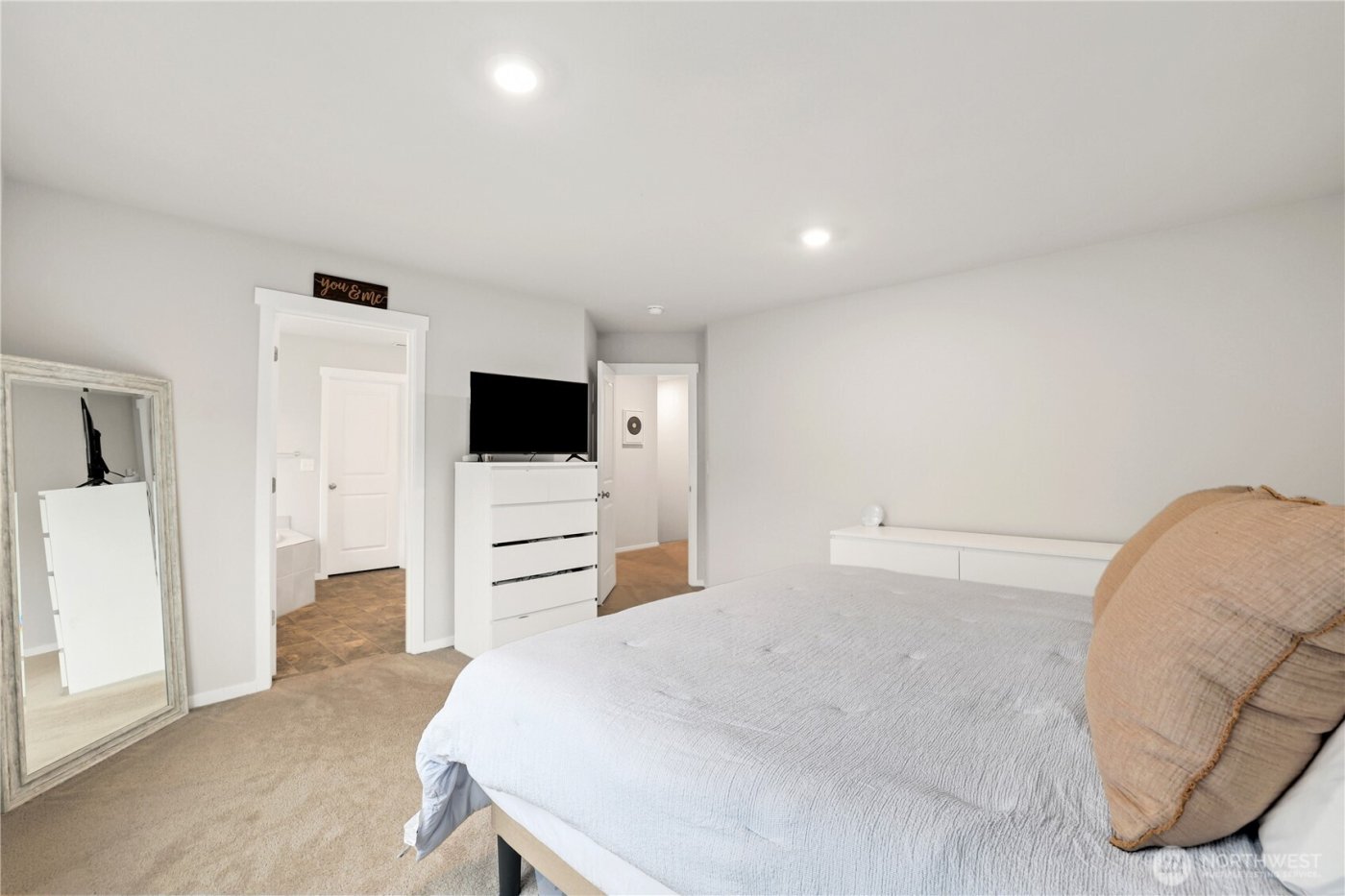 10637 187th Street , Puyallup, WA 98374