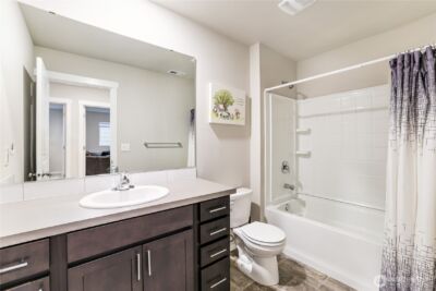 10637 187th Street , Puyallup, WA 98374 - Photo 27