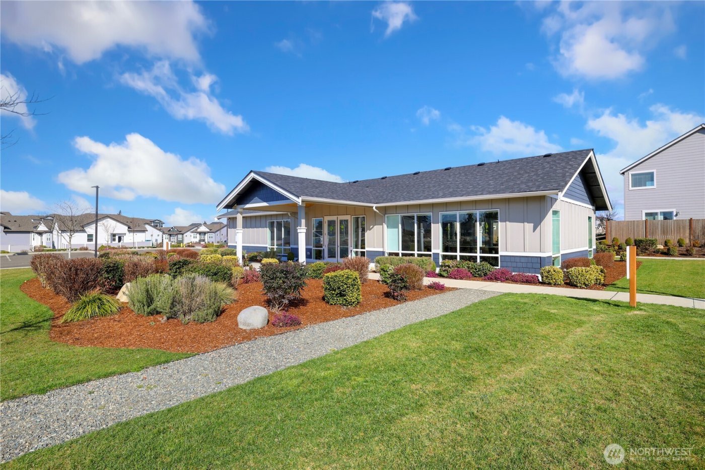 10637 187th Street , Puyallup, WA 98374