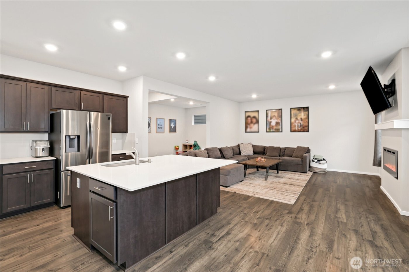 10637 187th Street , Puyallup, WA 98374