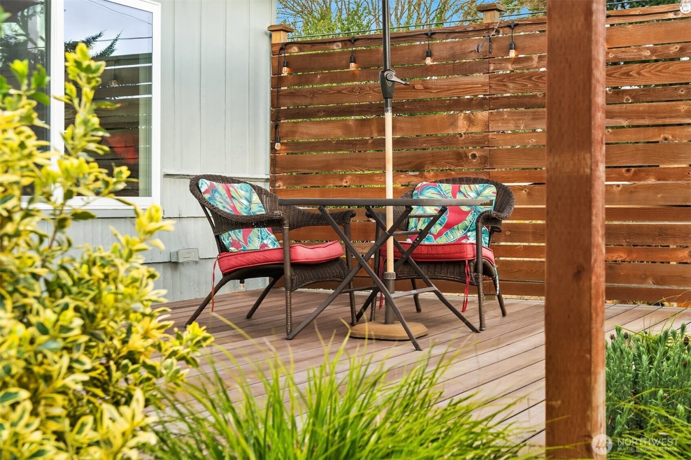 3514 SW 112th Street , Seattle, WA 98146