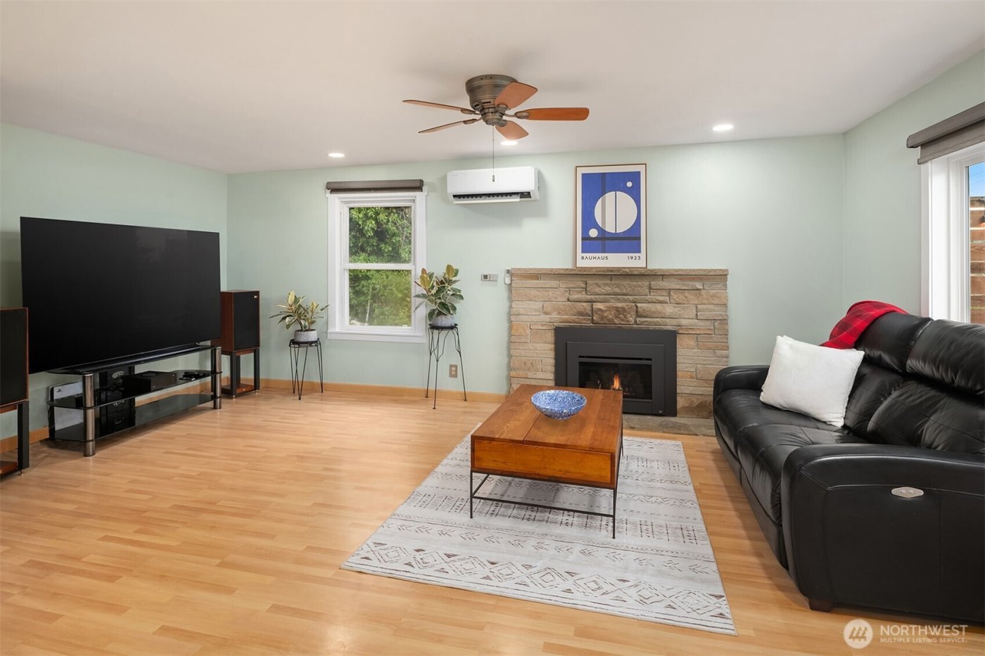 3514 SW 112th Street , Seattle, WA 98146