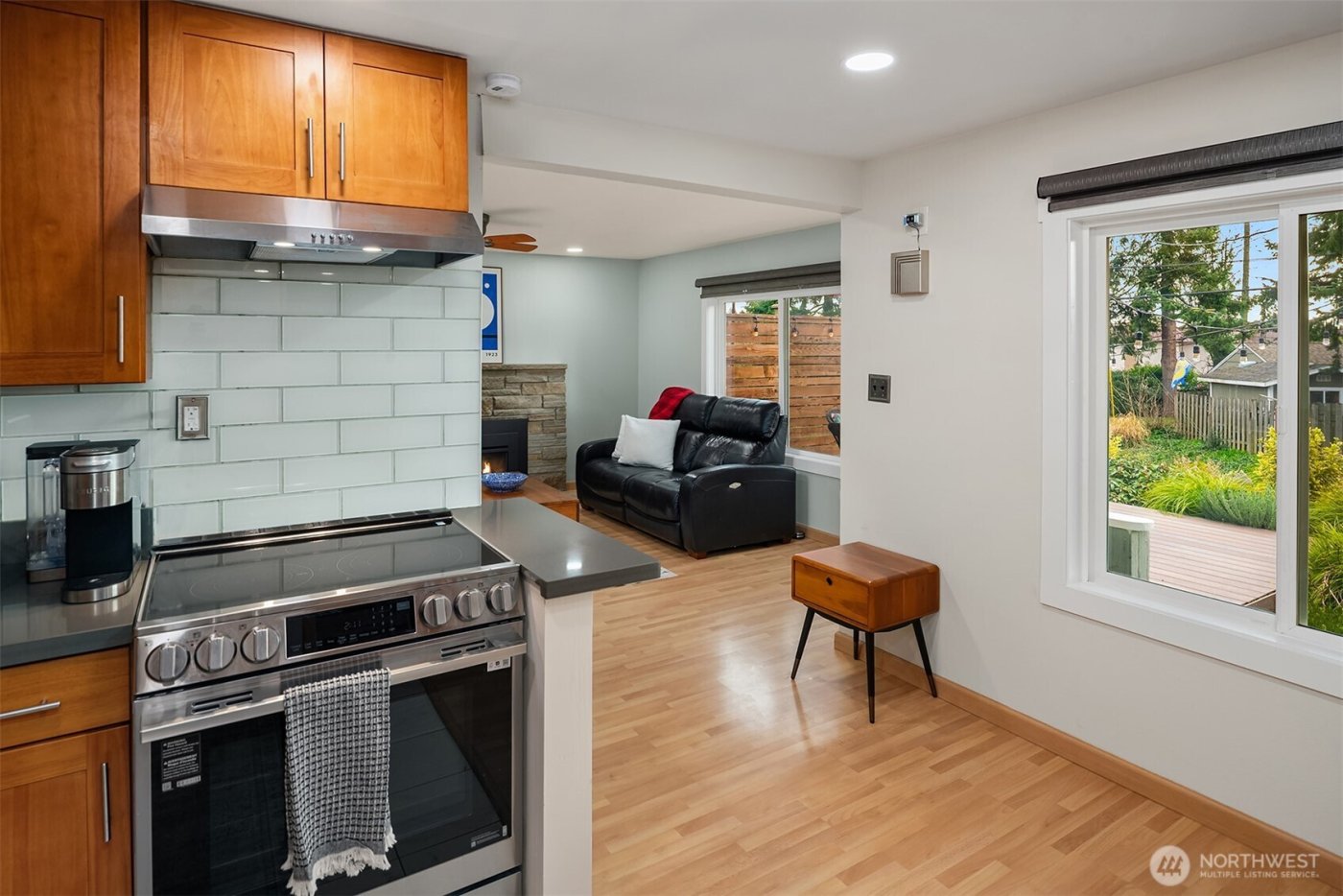 3514 SW 112th Street , Seattle, WA 98146