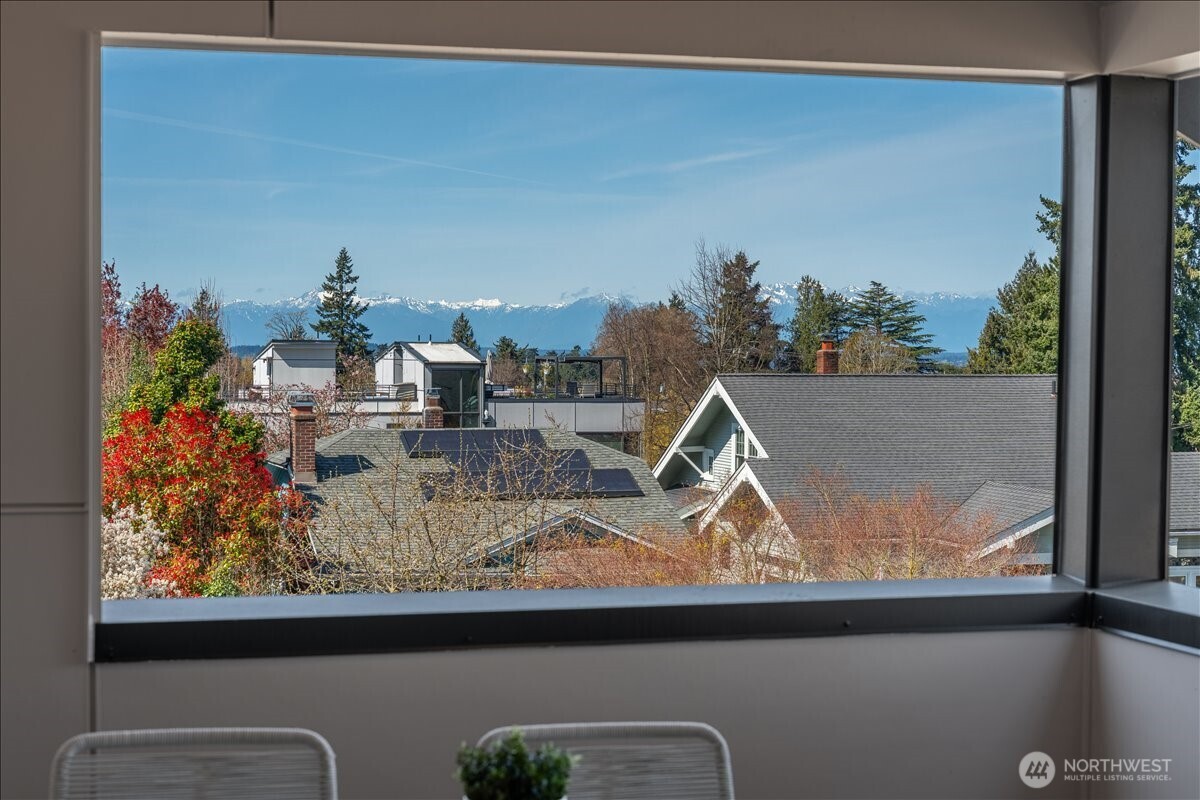 3808 42nd Avenue SW, Seattle, WA 98116