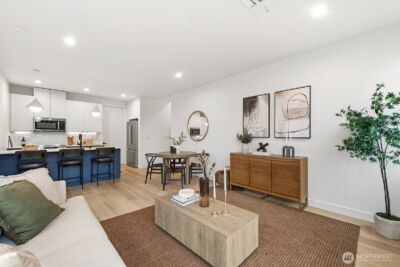 3808 42nd Avenue SW, Seattle, WA 98116 - Photo 3