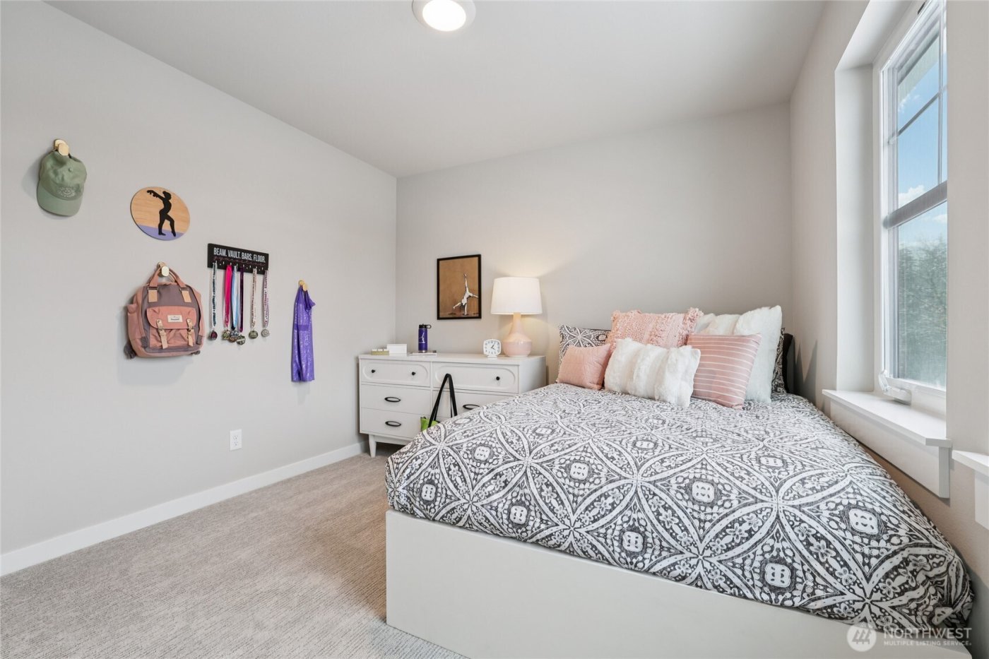 13429 NE 104th Way #2, Kirkland, WA 98033