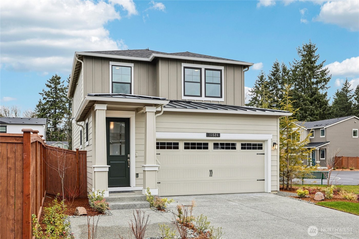 13429 NE 104th Way #2, Kirkland, WA 98033