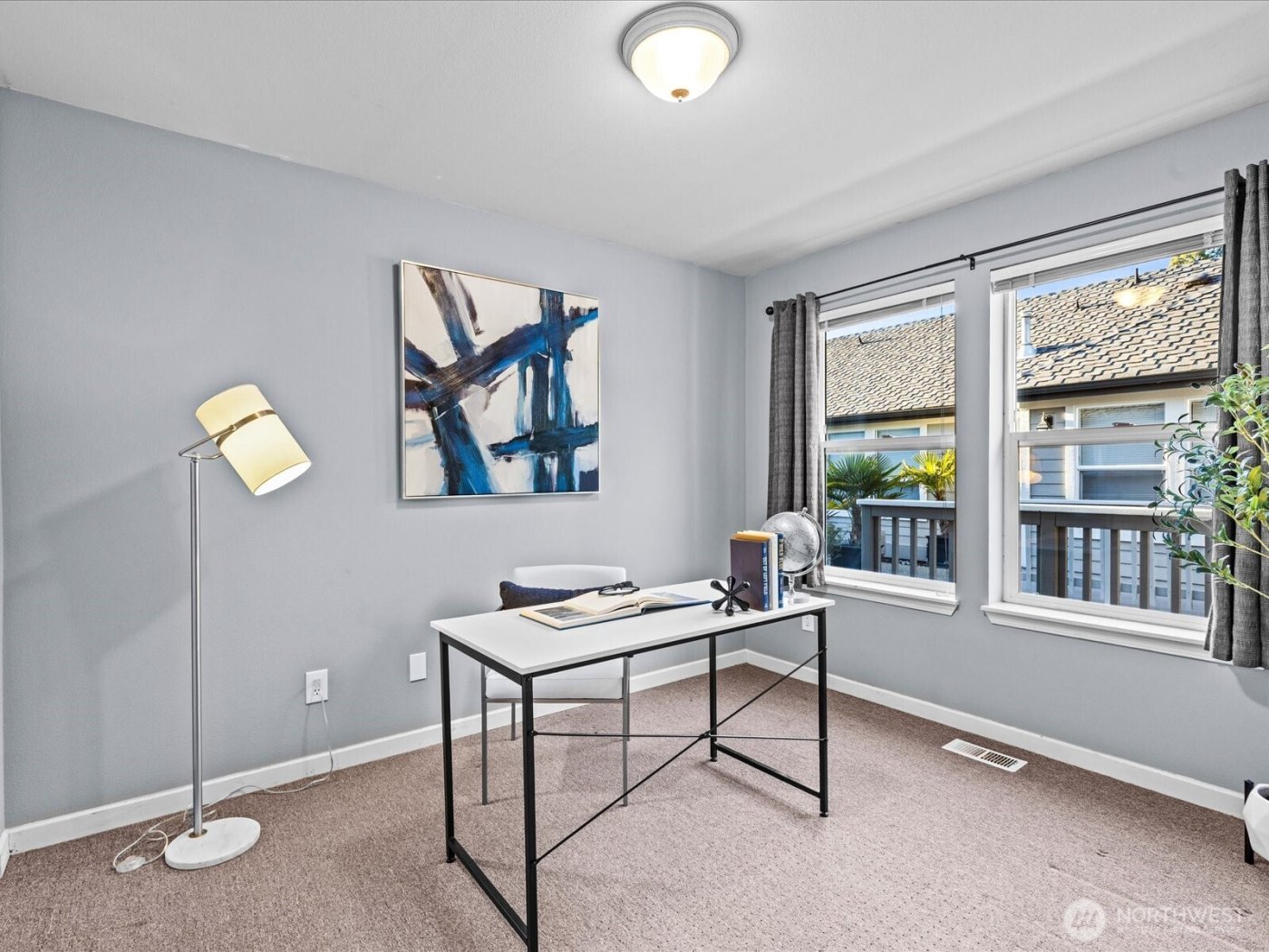 1404 NW 202nd Lane , Shoreline, WA 98177-2163