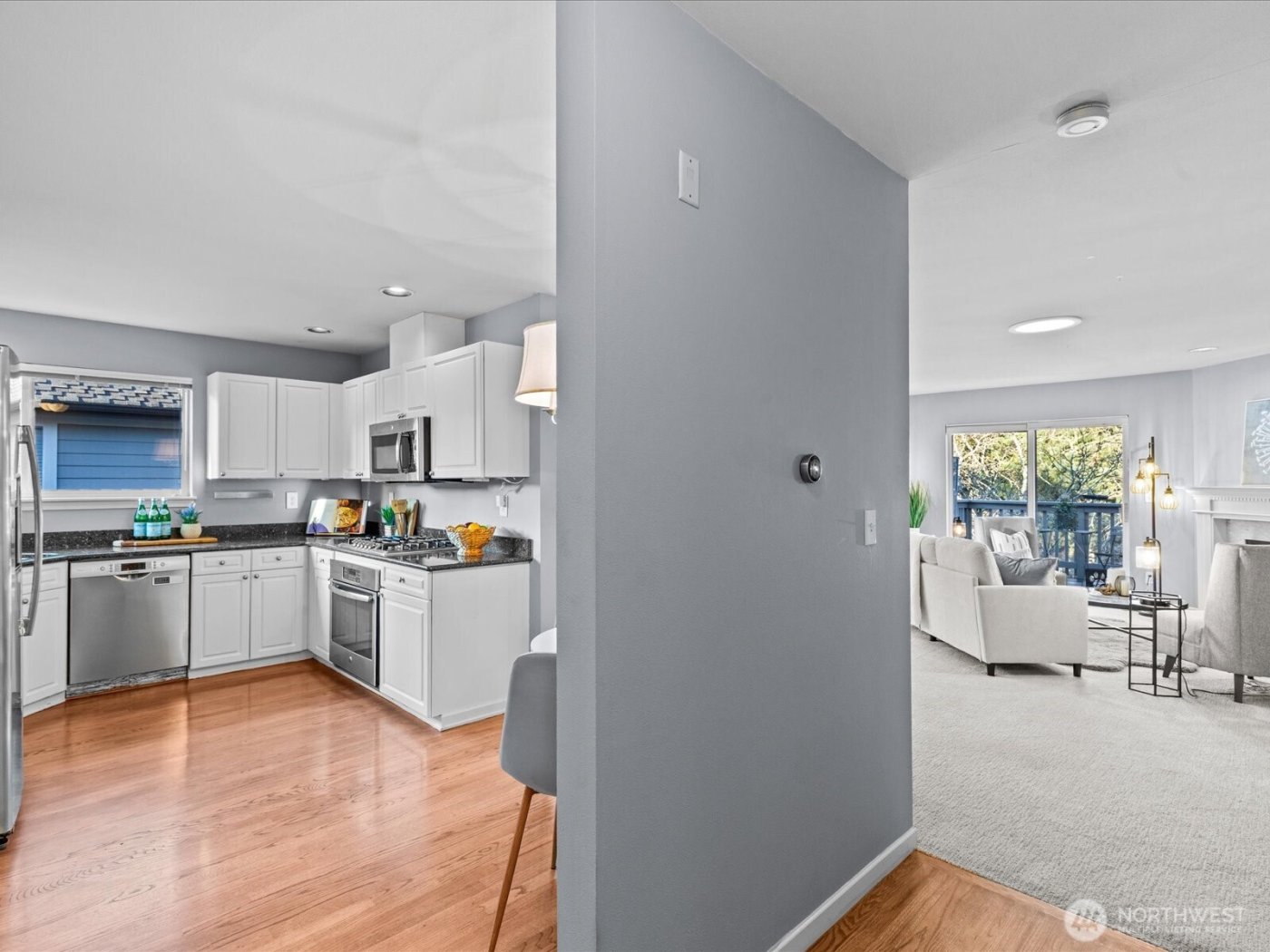 1404 NW 202nd Lane , Shoreline, WA 98177-2163