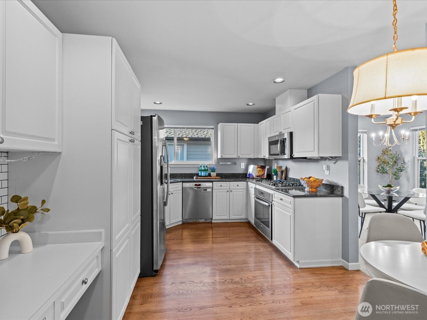 1404 NW 202nd Lane , Shoreline, WA 98177-2163