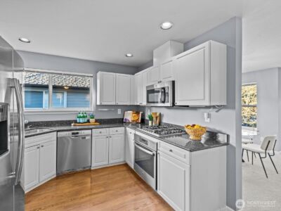 1404 NW 202nd Lane , Shoreline, WA 98177-2163 - Photo 2