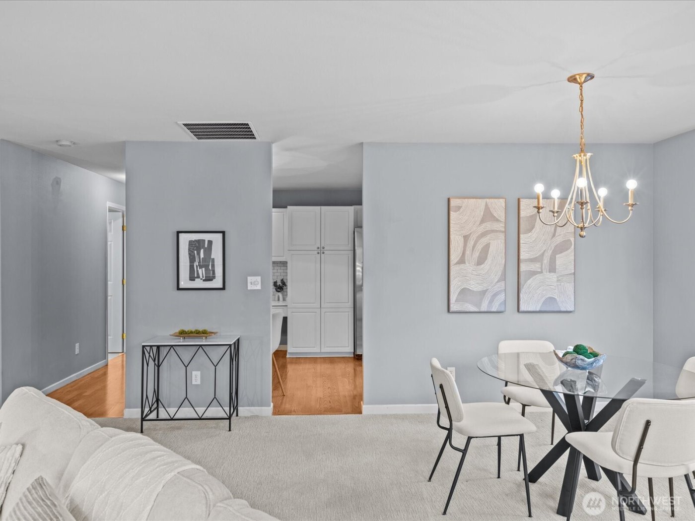 1404 NW 202nd Lane , Shoreline, WA 98177-2163