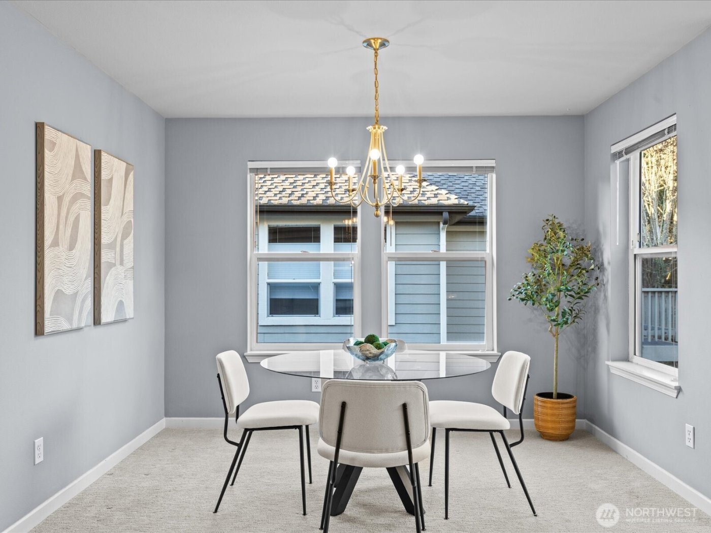 1404 NW 202nd Lane , Shoreline, WA 98177-2163