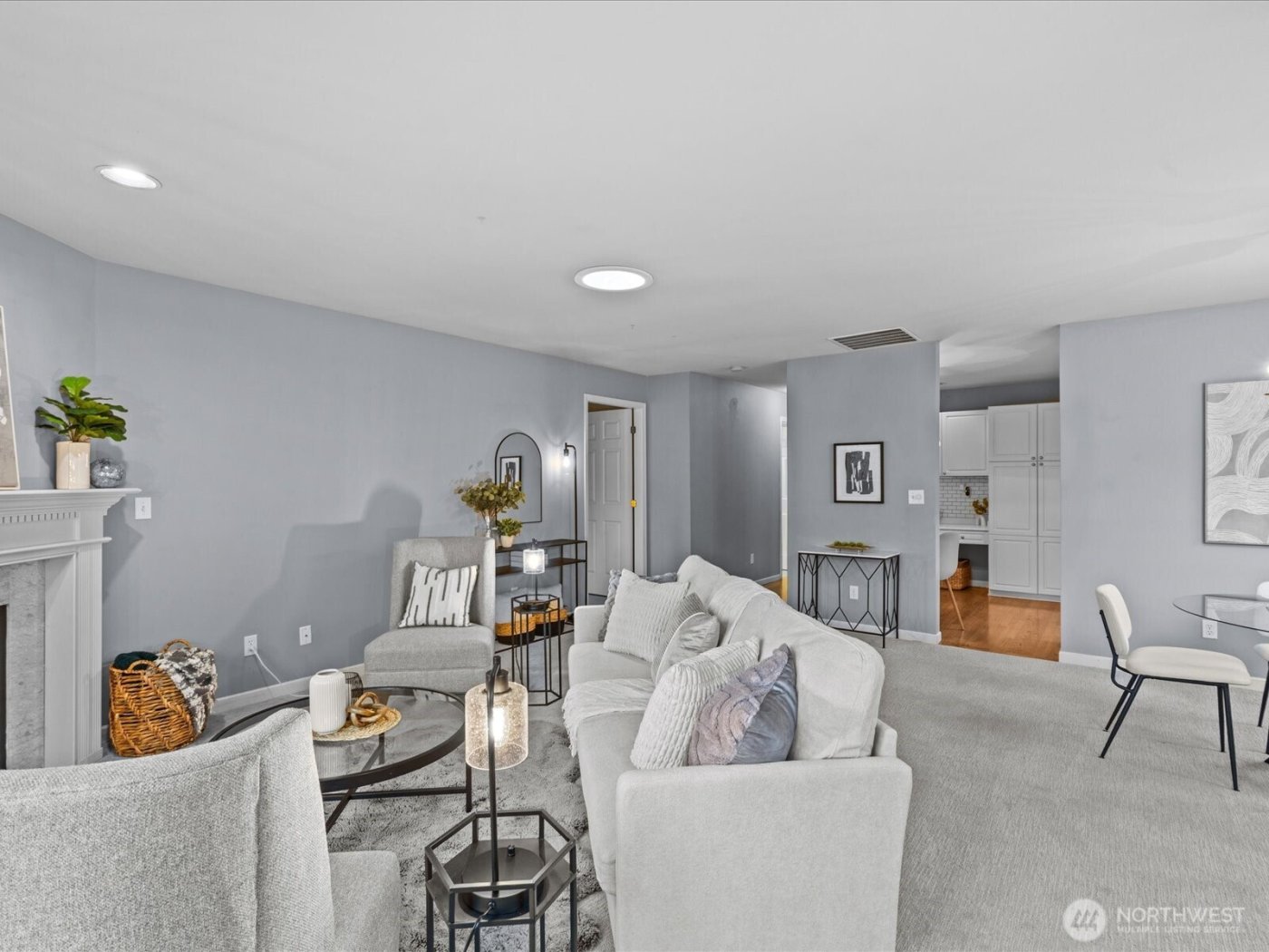 1404 NW 202nd Lane , Shoreline, WA 98177-2163