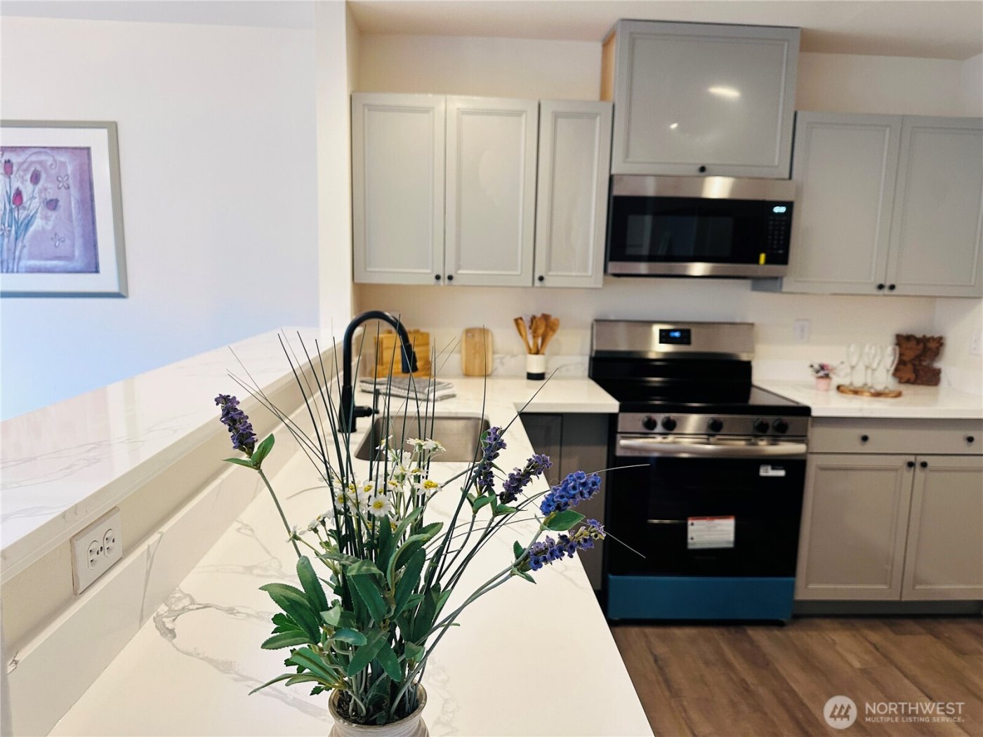 8828 238th St SW #D1, Edmonds, WA 98026