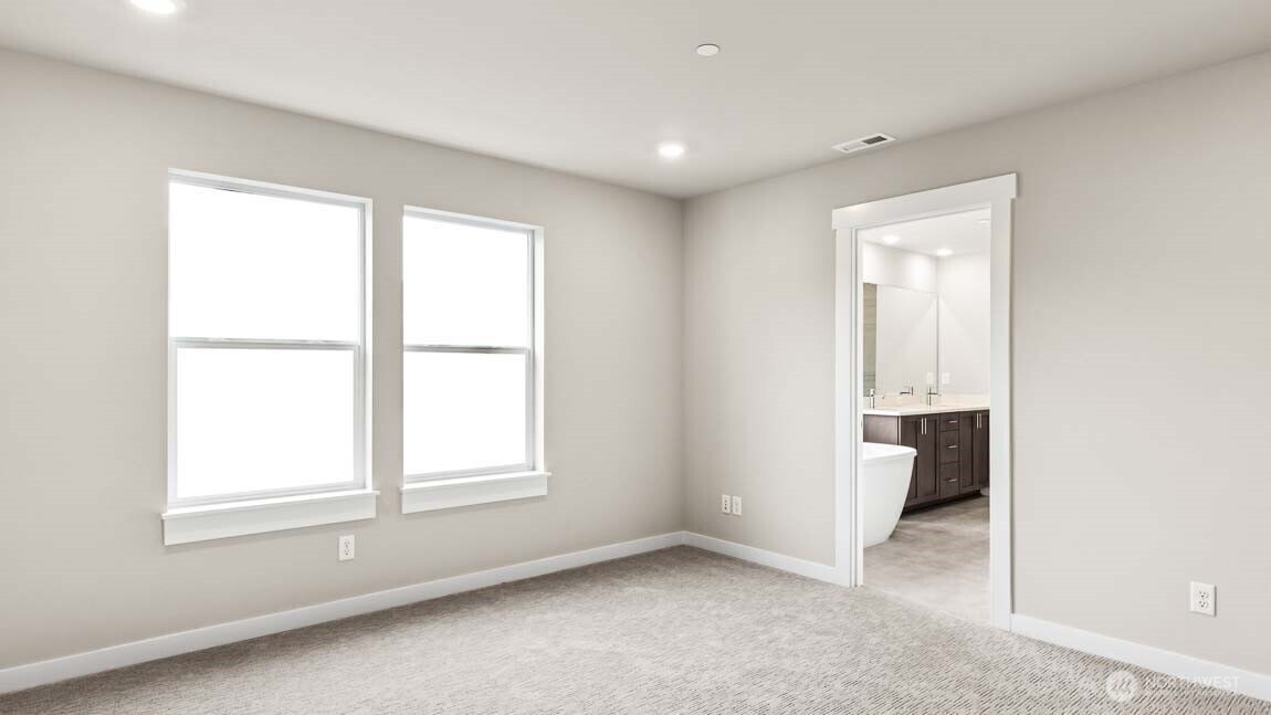 13548 NE 106th Court #30, Kirkland, WA 98033