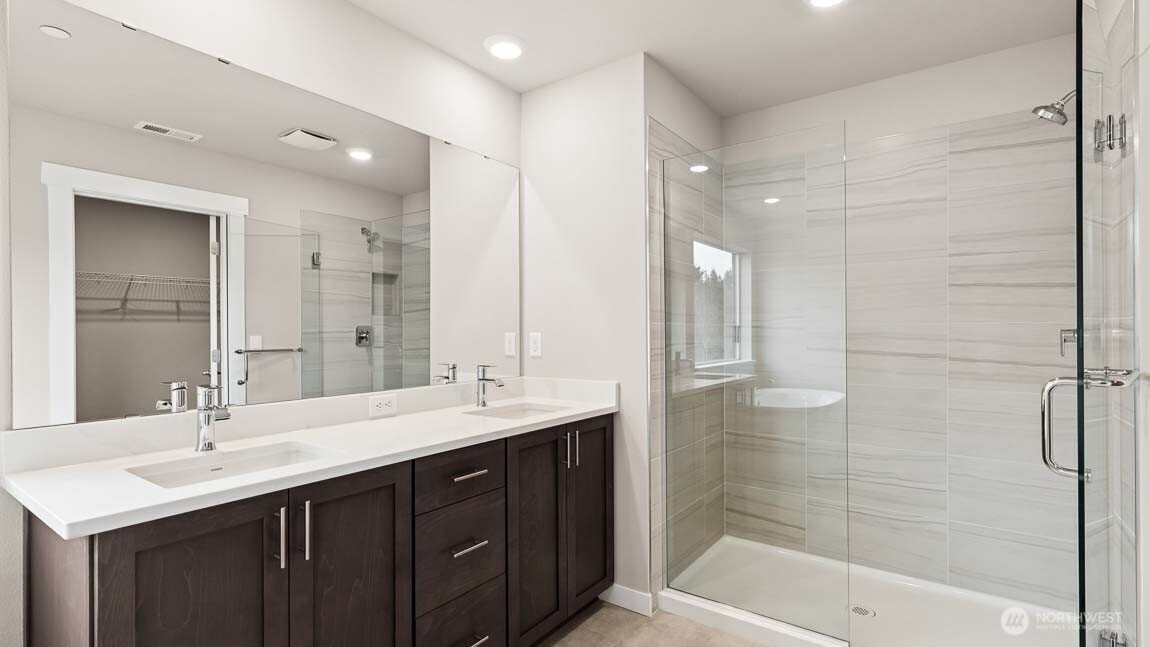 13548 NE 106th Court #30, Kirkland, WA 98033