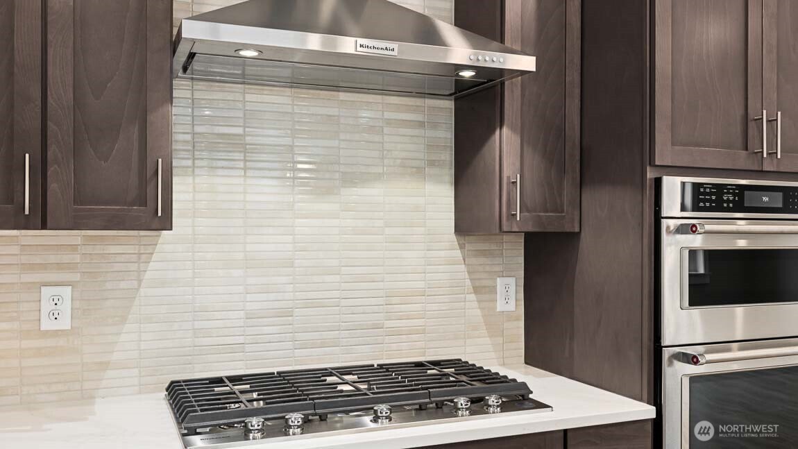 13548 NE 106th Court #30, Kirkland, WA 98033