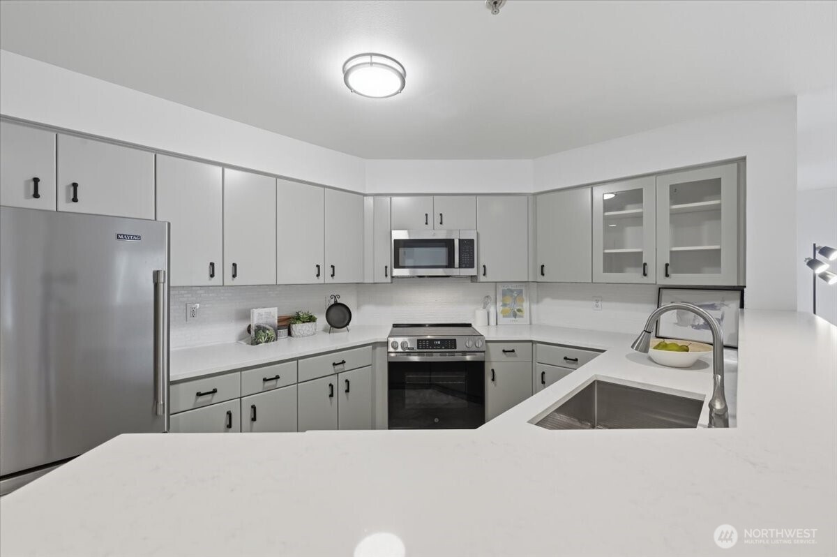 8760 Greenwood Avenue N #N308, Seattle, WA 98103