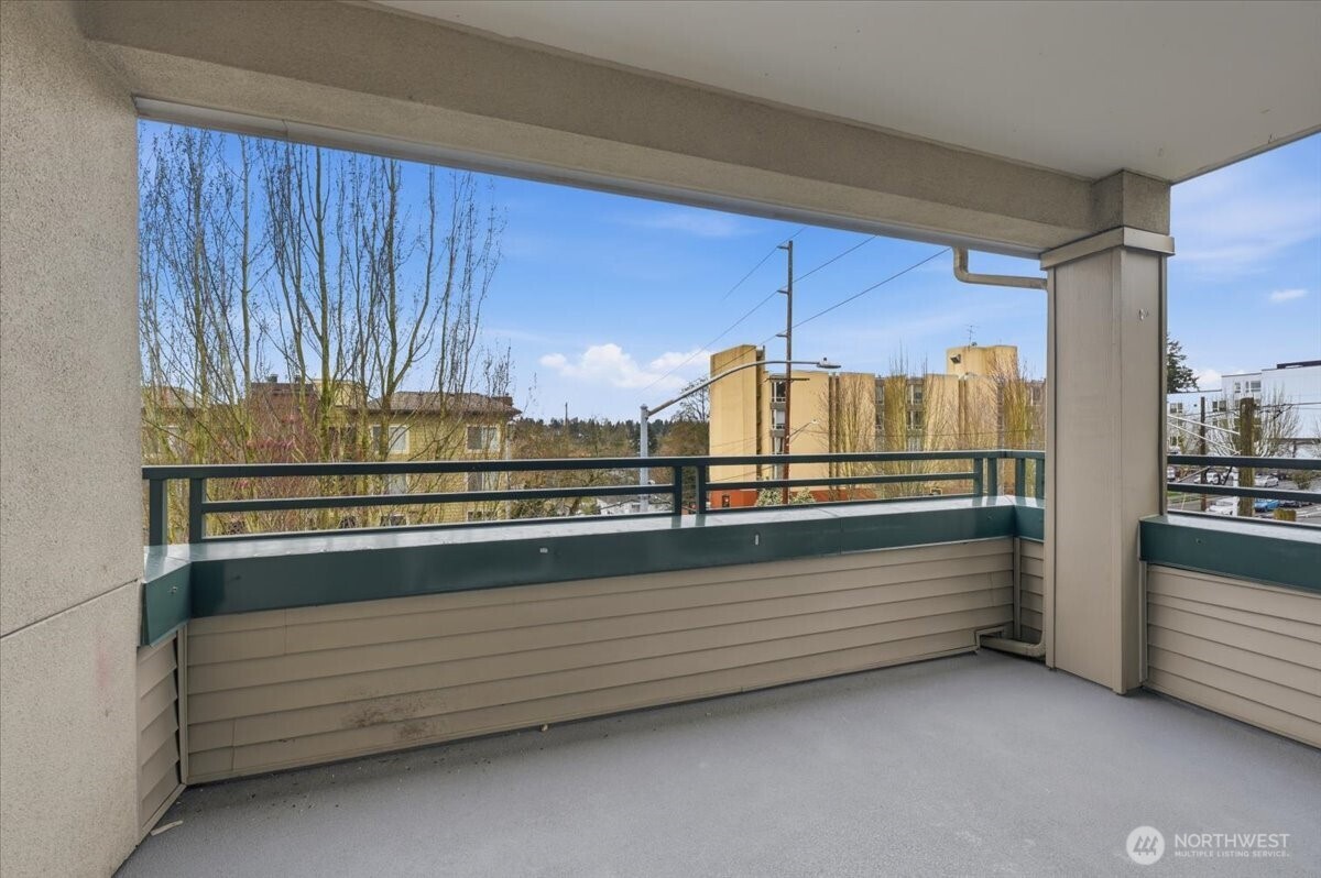 8760 Greenwood Avenue N #N308, Seattle, WA 98103