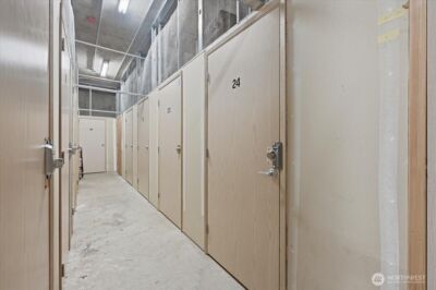 8760 Greenwood Avenue N #N308, Seattle, WA 98103 - Photo 27