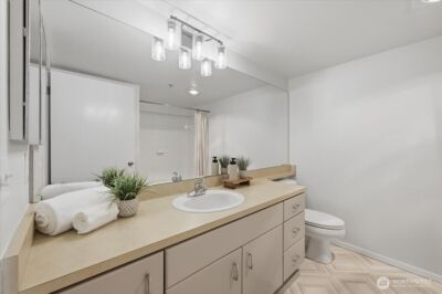 8760 Greenwood Avenue N #N308, Seattle, WA 98103 - Photo 9