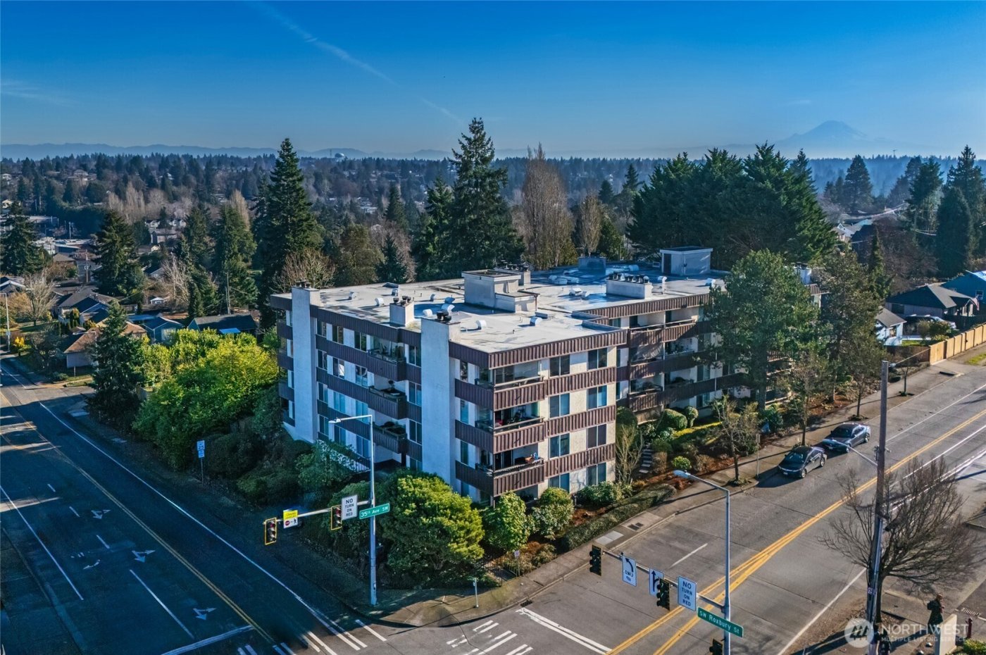 3421 SW Roxbury Street #401, Seattle, WA 98126