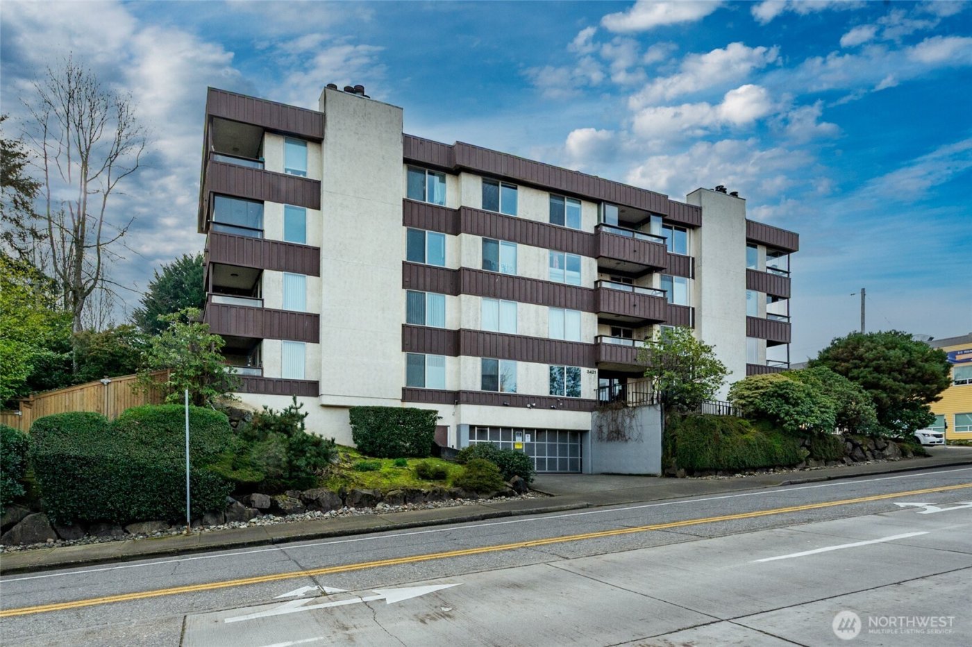 3421 SW Roxbury Street #401, Seattle, WA 98126