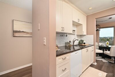 3421 SW Roxbury Street #401, Seattle, WA 98126 - Photo 8