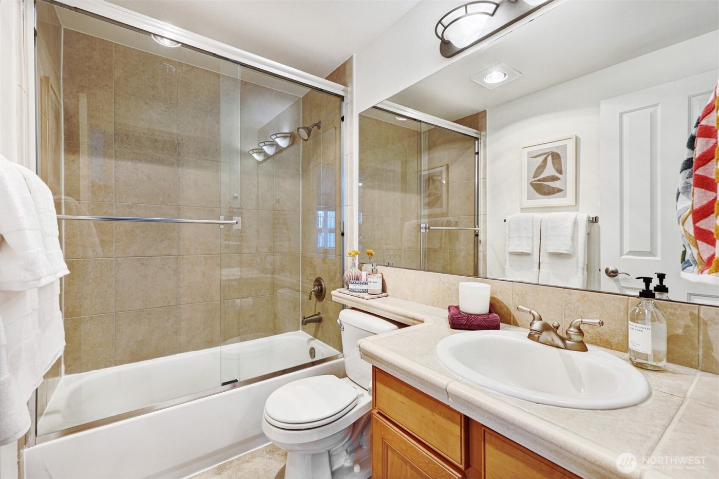 2200 Thorndyke Avenue W #402, Seattle, WA 98199