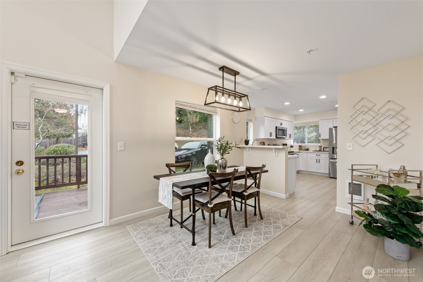 2957 142nd Place SE #F9, Bellevue, WA 98007