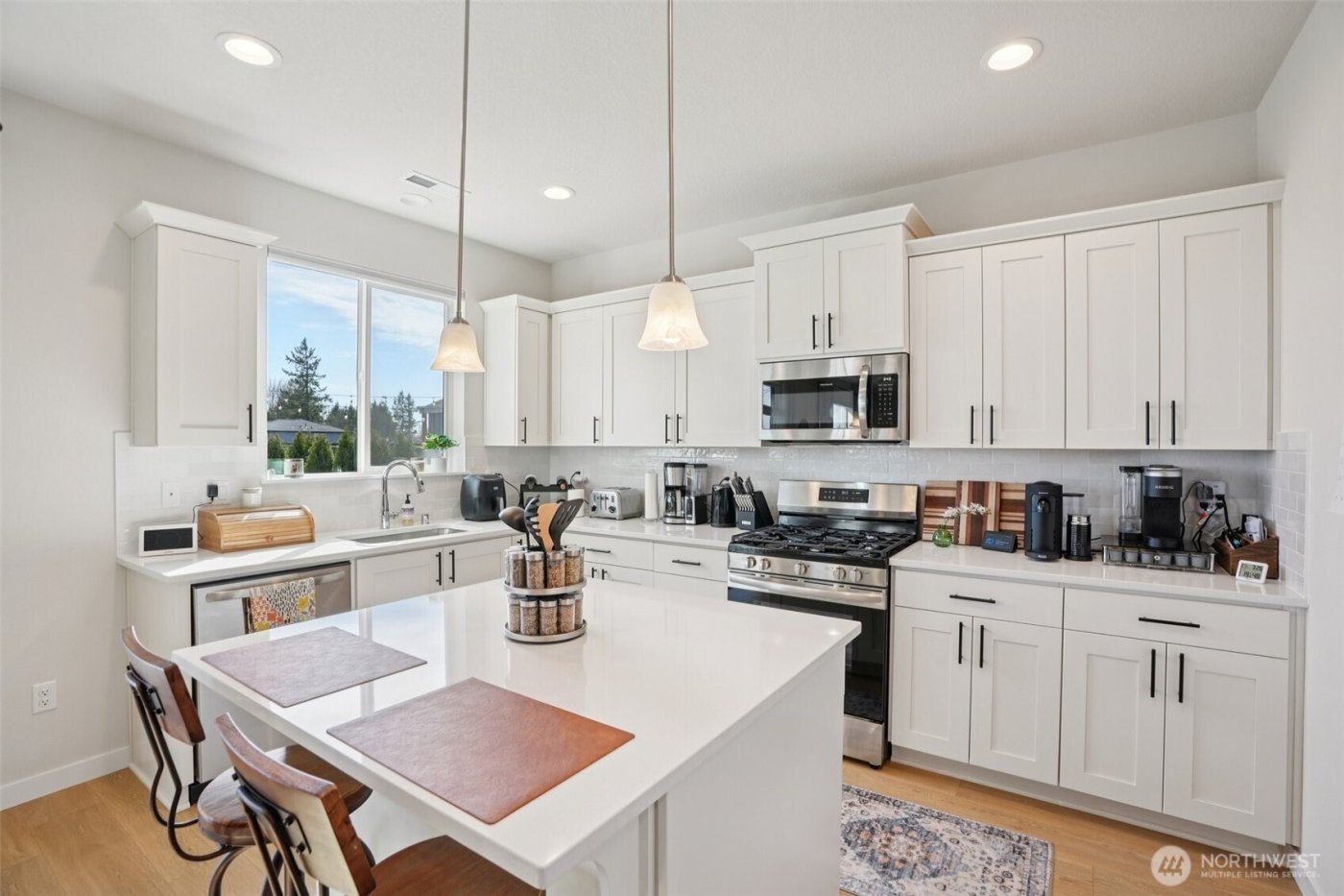 8735 S 3rd Street , Ridgefield, WA 98642