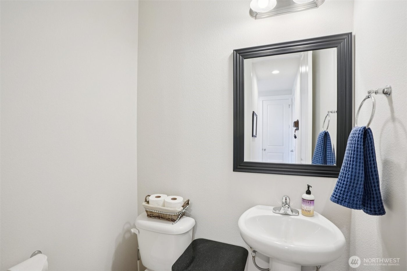 8735 S 3rd Street , Ridgefield, WA 98642