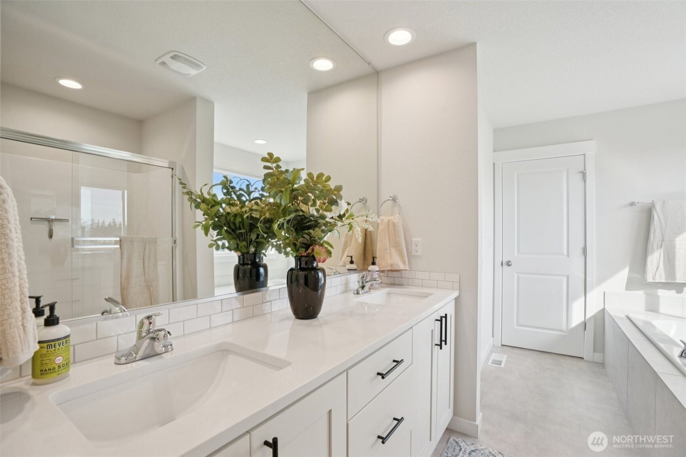 8735 S 3rd Street , Ridgefield, WA 98642