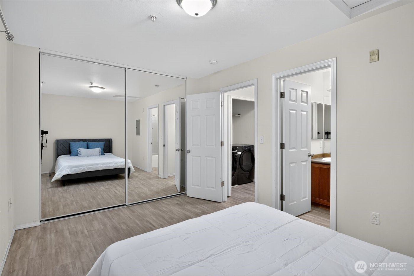 28700 34th Avenue S #F3, Auburn, WA 98001