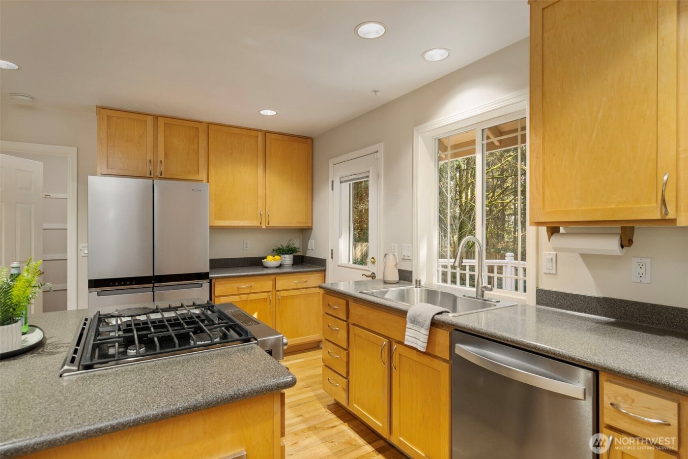 26702 Ohio Avenue NE, Kingston, WA 98346