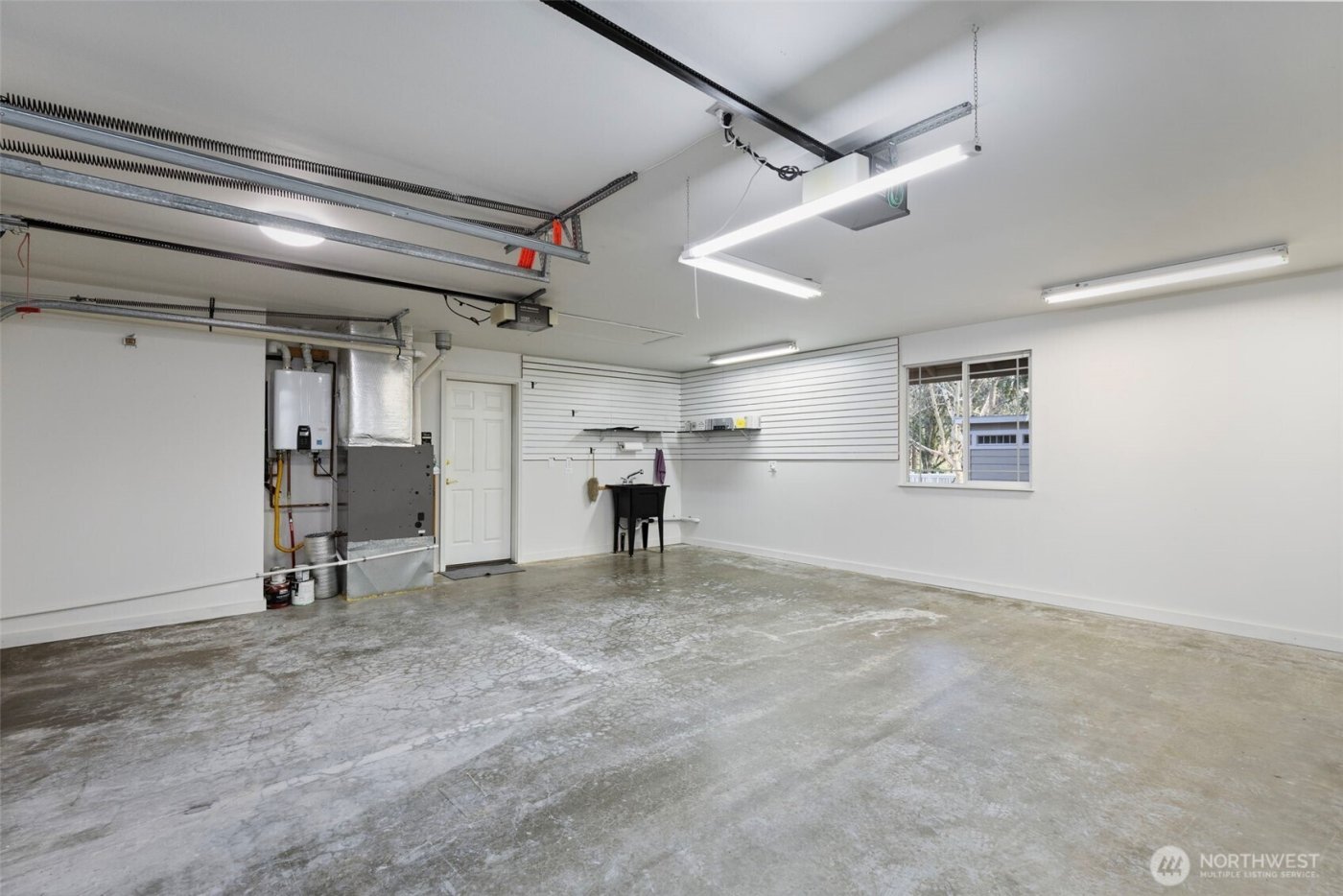 26702 Ohio Avenue NE, Kingston, WA 98346