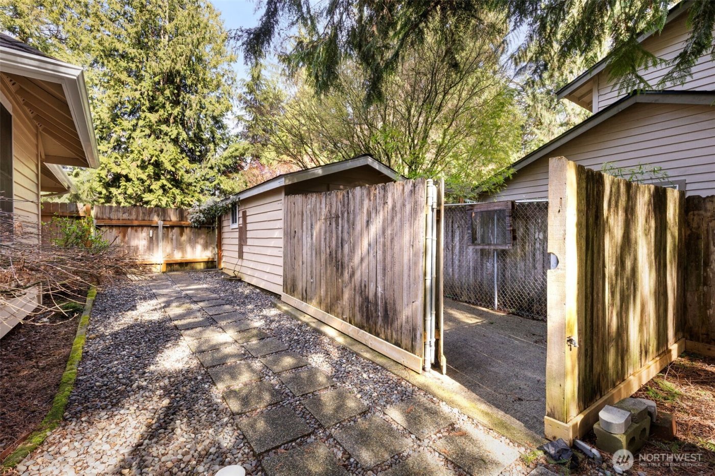 26702 Ohio Avenue NE, Kingston, WA 98346