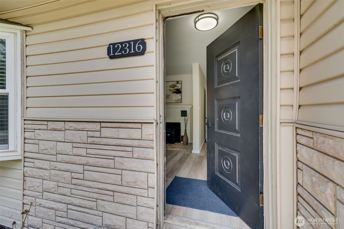 12316 412th Avenue SE, North Bend, WA 98045