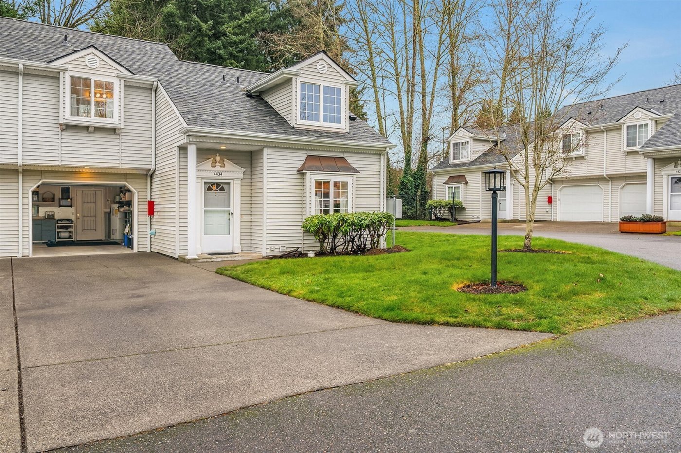 4434 Governor Lane SE, Olympia, WA 98501