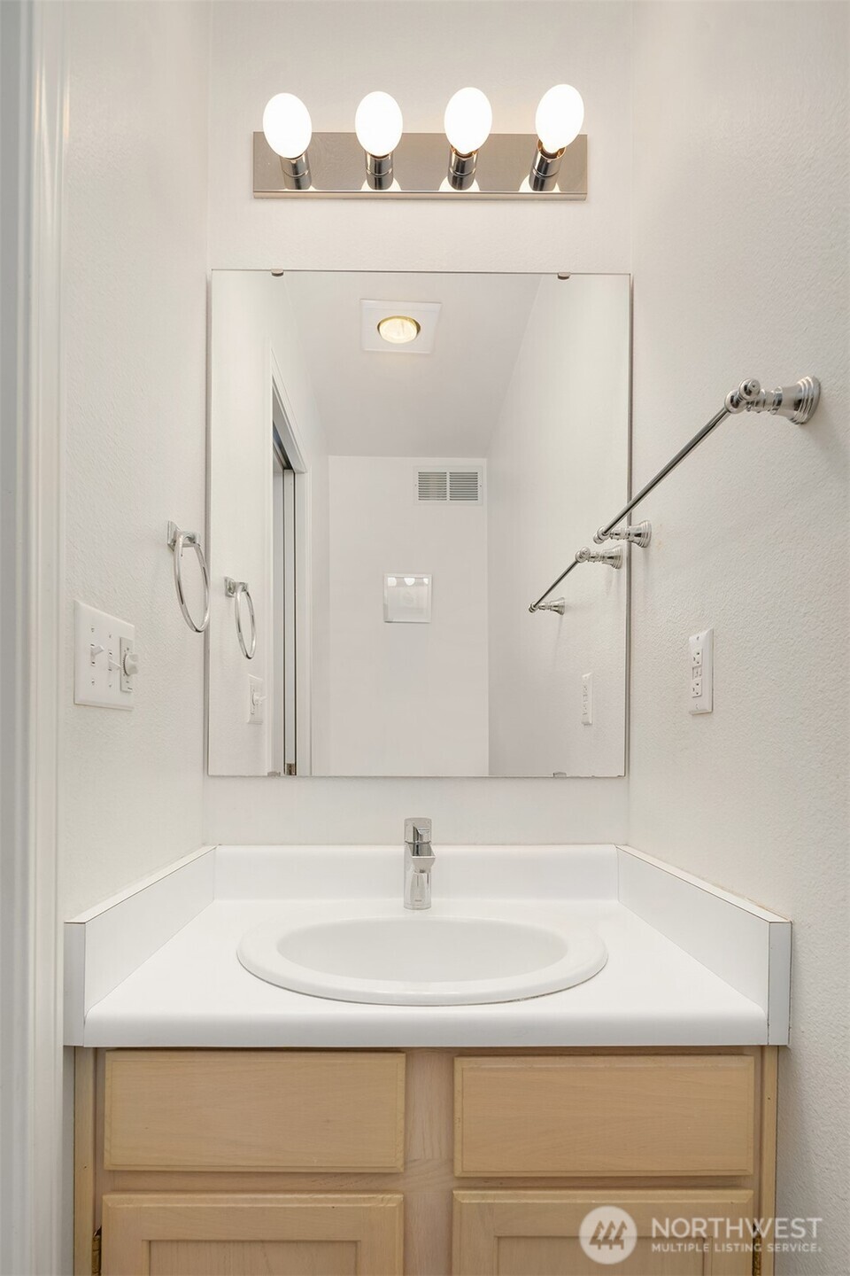 4434 Governor Lane SE, Olympia, WA 98501