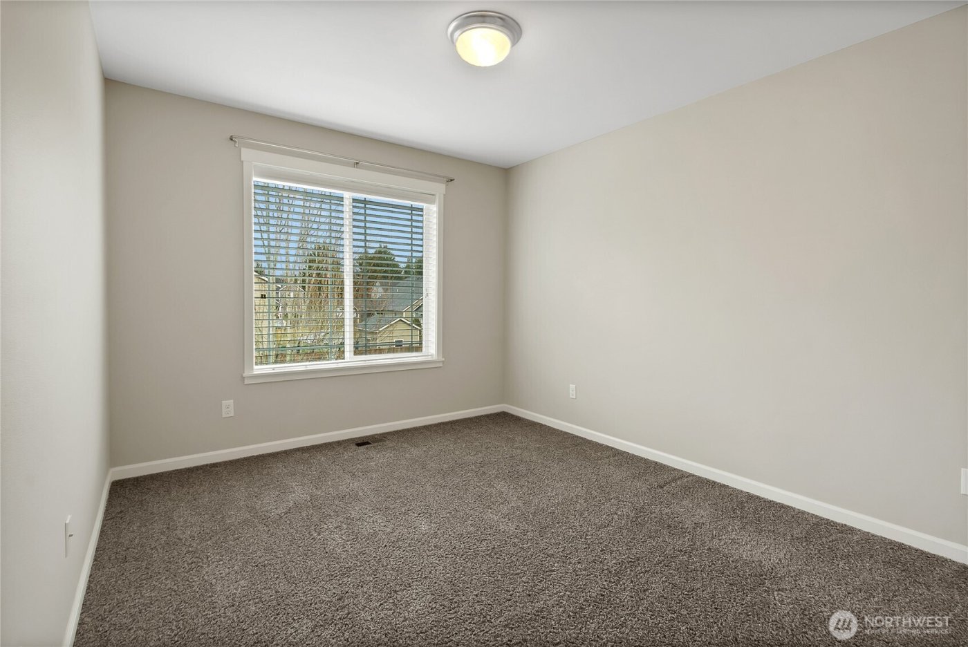 14925 Benton Loop , Sumner, WA 98390